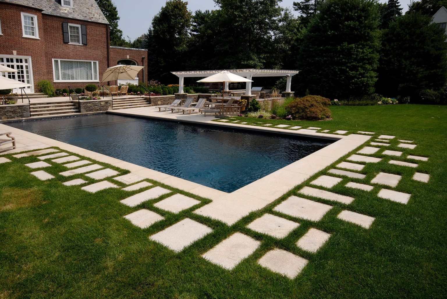 Pool Shape Options The Best Swimming Pools Shapes for 2023