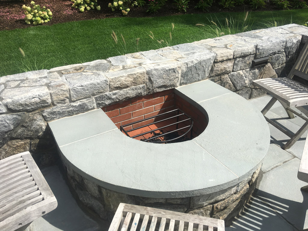 Things to consider when installing a fire pit in your back yard